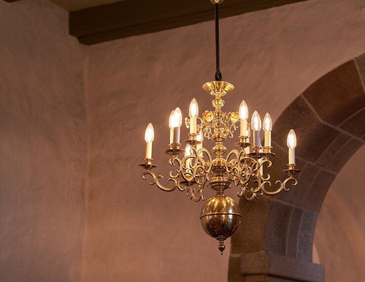 Traditional Chandeliers light